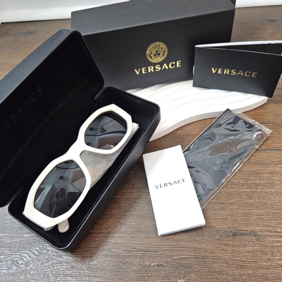 NEW VERSACE WHITE SUNGLASSES - 53mm